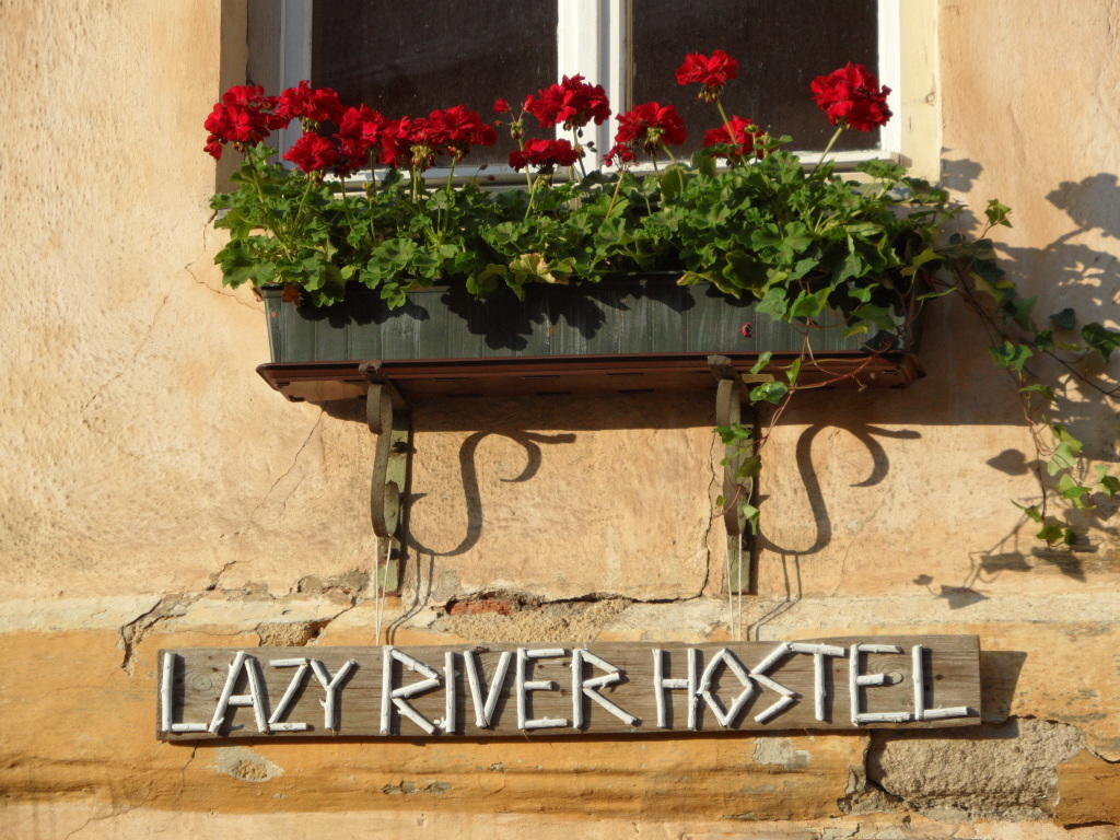 Lazy River Hostel Loket Kültér fotó