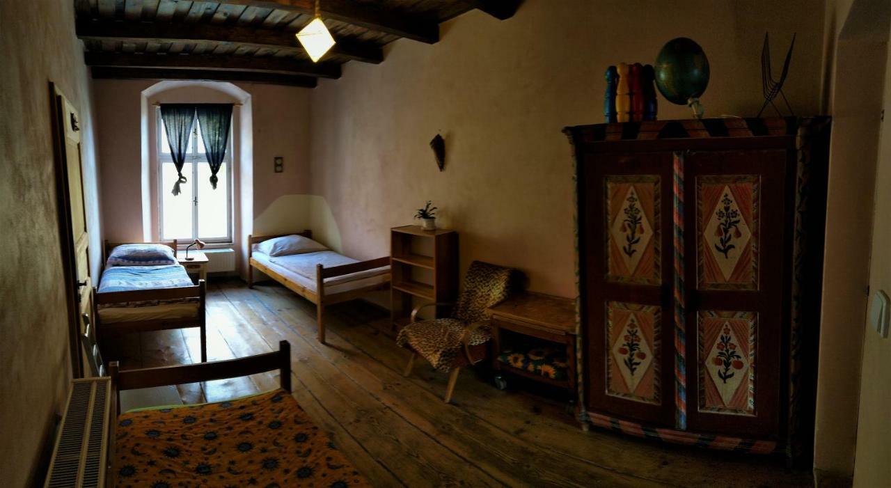 Lazy River Hostel Loket Kültér fotó
